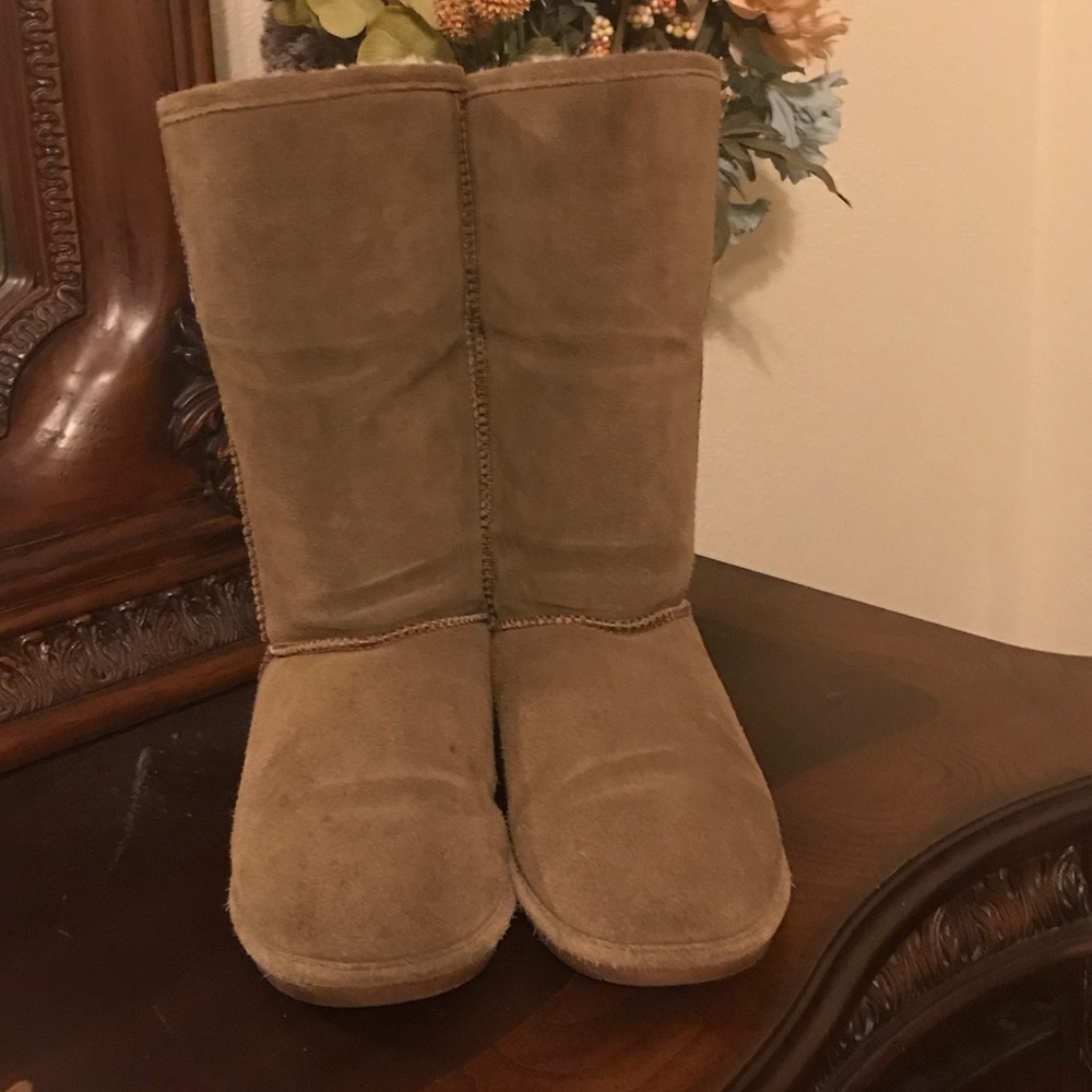 Bearpaw Boots